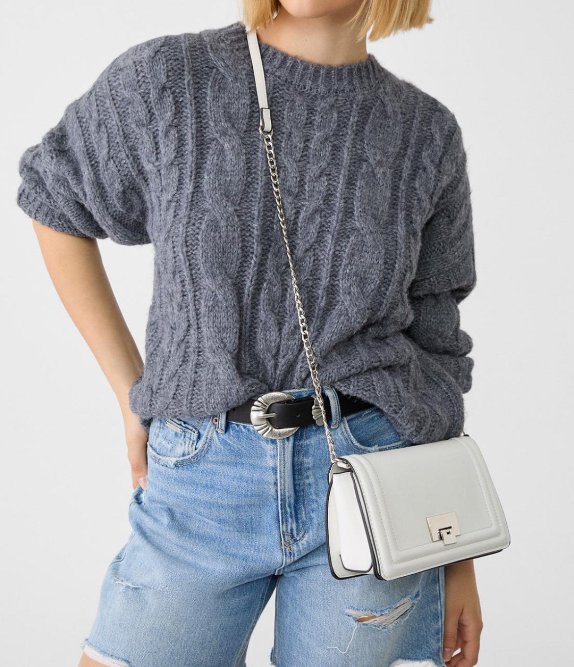 Brossbody bag with hardware