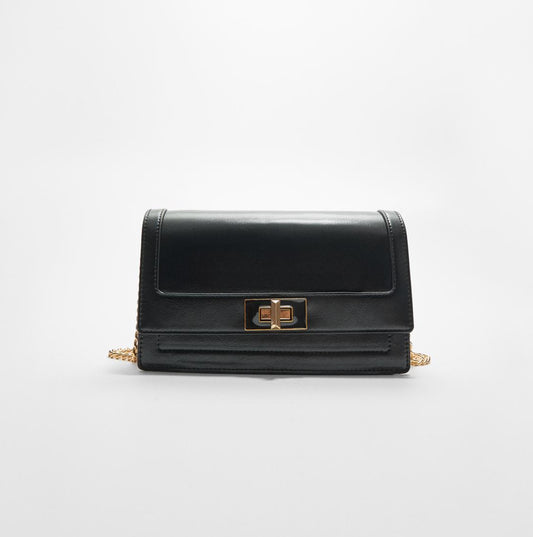 Crossbody bag with flap and painted closure