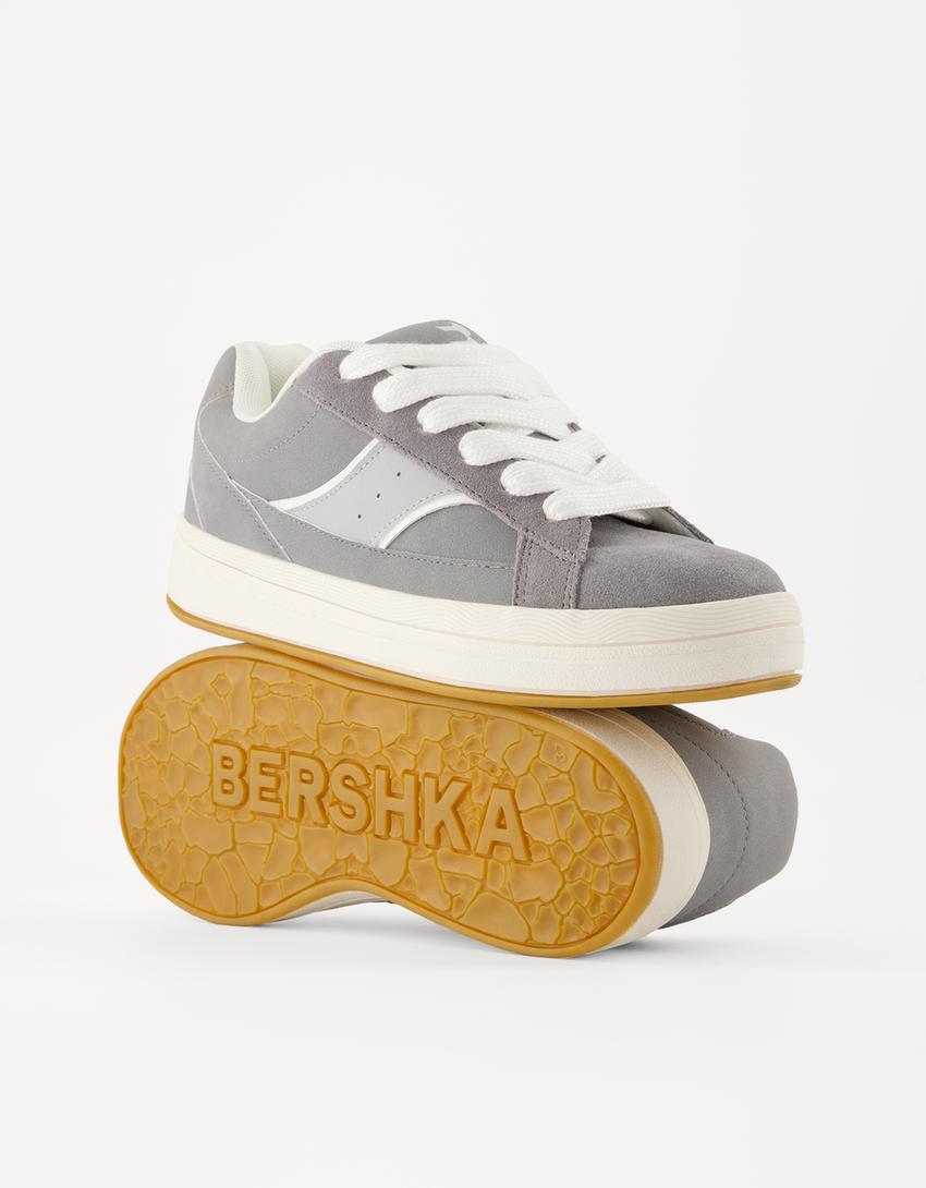 Skater sneakers
