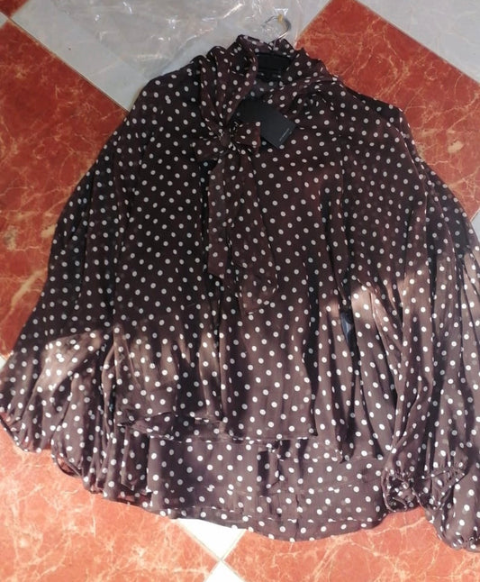 Shirt polka dots